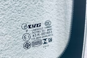 Предно стъкло MERCEDES C W205 2014- СЕНЗОР ЗА ДЪЖД/ЗАЗОР.-3 на ниска цена