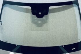 Предно стъкло MERCEDES CLS C257 2018- SOLAR+КАМЕРА + СЕНЗОР + HUD + ОРИГИНАЛ на ниска цена