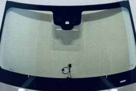 Предно стъкло MERCEDES CLS C257 2018- SOLAR+КАМЕРА + СЕНЗОР + HUD + ОТКРИТО на ниска цена