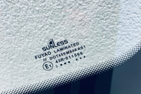 Предно стъкло MERCEDES E W211 2002- СОЛАРНО + СЕНЗОР-3 на ниска цена