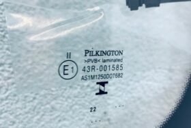 Предно стъкло MERCEDES E W212 2009-13 KAM+SEN+ANT+GRZ-3 на ниска цена