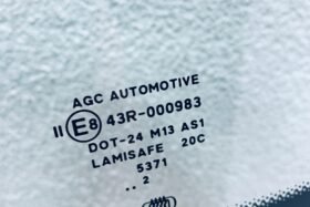 Предно стъкло MERCEDES E W212 2009-2012 СЕНЗОР+КАМЕРА+ОГРЯВАНЕ-3 на ниска цена