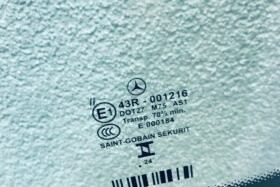 Предно стъкло MERCEDES E W212 2013- 2xКАМЕРА+СЕНЗОР+ОТОПЛЕНИЕ ОРИГИНАЛ-3 на ниска цена