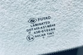 Предно стъкло MERCEDES E W212 2013- КАМЕРА+СЕНЗОР+ОТОПЛЕНИЕ-3 на ниска цена