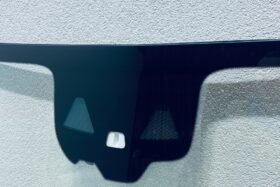 Предно стъкло MERCEDES E W213 2020-2023 SOLAR+КАМЕРА+СЕНЗОР HUD+АНТ+OE-2 на ниска цена