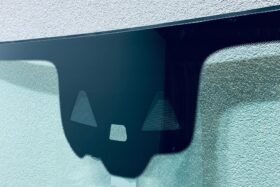 Предно стъкло MERCEDES E W213 2020-KAM+SEN+ANT+HUD-2 на ниска цена