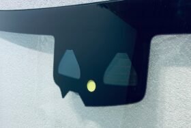 Предно стъкло MERCEDES EQE 2023- SOLAR+КАМЕРА+СЕНЗОР + HUD+ОТОПЛЯЕМО+ОРИГИНАЛ-2 на ниска цена