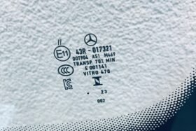 Предно стъкло MERCEDES EQE 2023- SOLAR+КАМЕРА+СЕНЗОР + HUD+ОТОПЛЯЕМО+ОРИГИНАЛ-3 на ниска цена