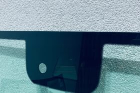 Предно стъкло MERCEDES G W463 II 2018- АКУСТИКА+КАМЕРА+СЕНЗОР-2 на ниска цена