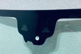 Предно стъкло MERCEDES GLB X247 2019- EQB C243 2022- ANT+КАМЕРА+СЕНЗОР+HUD-2 на ниска цена