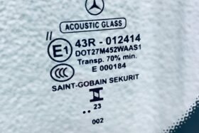 Предно стъкло MERCEDES GLC C253 2016- КАМЕРА+СЕНЗОР+АНТЕНА+HUD+OE-3 на ниска цена