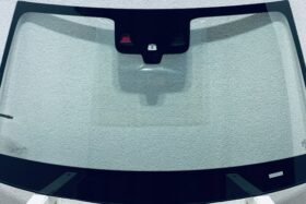 Предно стъкло MERCEDES GLC C253 2016- КАМЕРА+СЕНЗОР+АНТЕНА+HUD+OE на ниска цена