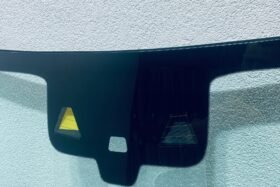 Предно стъкло MERCEDES GLC COUPE C253 2016- КАМЕРА+СЕНЗОР+АНТЕНА+HUD-2 на ниска цена