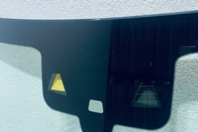 Предно стъкло MERCEDES GLC X253 2015- АНТЕНА+КАМЕРА+СЕНЗОР+HUD-2 на ниска цена