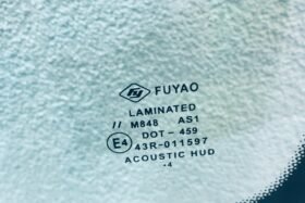 Предно стъкло MERCEDES GLC X253 2015- ANT+KAM+SEN+HUD-3 на ниска цена