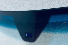 Предно стъкло MERCEDES M GL 2005-2011 СЕНЗОР-2 на ниска цена