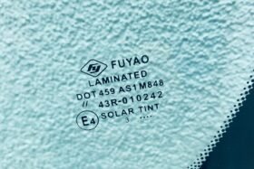 Предно стъкло MERCEDES R W251 2006- СЕНЗОР ЗА ДЪЖД/ЗАЗОР.-3 на ниска цена