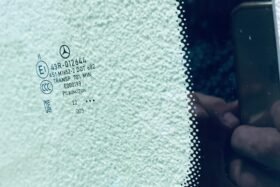 Предно стъкло MERCEDES S W223 2020- КАМЕРА+СЕНЗОР+ОТОПЛЕНИЕ ОРИГИНАЛ-3 на ниска цена