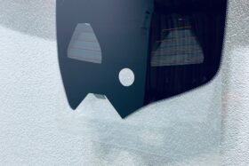 Предно стъкло MERCEDES S W223 2021- КАМЕРА+СЕНЗОР+ОТОПЛЕНИЕ+HUD-2 на ниска цена