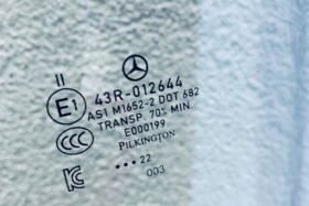 Предно стъкло MERCEDES S W223 SOLAR+СЕНЗОР+КАМЕРА+ОТОПЛЯЕМО