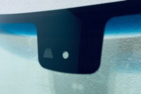 Предно стъкло MERCEDES SPRINTER 910 2016- СЕНЗОР+КАМЕРА+ОТОПЛЕНИЕ-2 на ниска цена