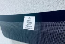 Предно стъкло MERCEDES SPRINTER 910 2018--2 на ниска цена