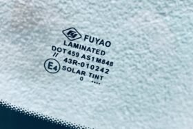 Предно стъкло MERCEDES VITO W447 2014-2020 АНТЕНА+СЕНЗОР-3 на ниска цена