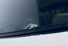 Предно стъкло MERCEDES VITO W447 2014-2020 АНТЕНА+СЕНЗОР РАЗПРОДАЖБА-4 на ниска цена