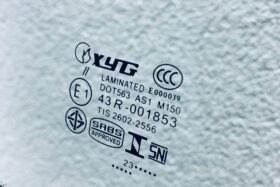 Предно стъкло MERCEDES VITO W447 2020 - АНТЕНА-3 на ниска цена
