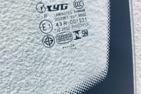 ПРЕДНО СТЪКЛО MERCEDES W 124 1985-1994-3 на ниска цена