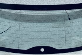 Предно стъкло MINI COUNTRYMAN F60 2017- КАМЕРА+СЕНЗОР на ниска цена