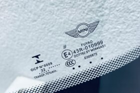 Предно стъкло MINI F56 F55 3/5D 2014 - СЕНЗОР + ОТОПЛЕНИЕ-3 на ниска цена