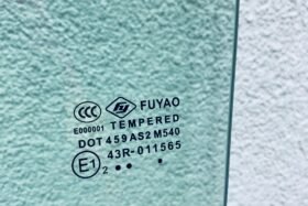 Предно стъкло MINI R56 R55 R57 С НАГРЕВАТЕЛ И СЕНЗОР-2 на ниска цена