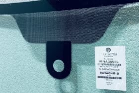 ПРЕДНО СТЪКЛО MITSUBISHI CARISMA 4/5 Д 1995-2004-2 на ниска цена