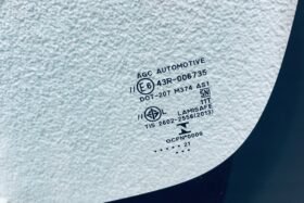 ПРЕДНО СТЪКЛО MITSUBISHI L200 2015-/FIAT FULLBACK 2015-2019-3 на ниска цена