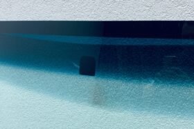 ПРЕДНО СТЪКЛО MITSUBISHI PAJERO III 3/5D 2003--2 на ниска цена