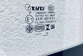 ПРЕДНО СТЪКЛО NISSAN NOTE 2006-2013-3 на ниска цена