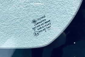 ПРЕДНО СТЪКЛО NISSAN NOTE 2006-2013 СЕНЗОР-3 на ниска цена