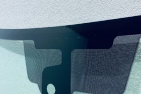 ПРЕДНО СТЪКЛО NISSAN QASHQAI 2007-2014-2 на ниска цена