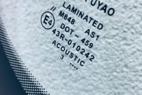 Предно стъкло NISSAN QASHQAI 2017- АКУСТИКА+КАМЕРА+СЕНЗОР+ОГРЯВАНЕ-3 на ниска цена