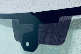 Предно стъкло NISSAN QASHQAI 2017- АКУСТИКА+КАМЕРА+СЕНЗОР+ОТОПЛЕНИЕ-2 на ниска цена