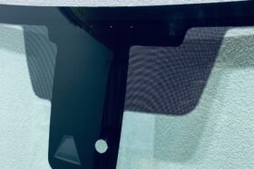 Предно стъкло NISSAN QASHQAI 2017- АКУСТИКА+СЕНЗОР-2 на ниска цена