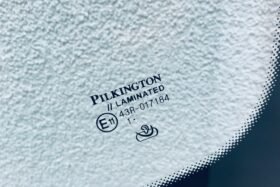 ПРЕДНО СТЪКЛО NISSAN QASHQAI 5D SUV 2013--3 на ниска цена