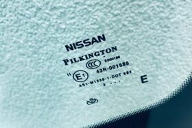 Предно стъкло NISSAN QASHQAI I 2007-2014 АКУСТИКА + СЕНЗОР РАЗПРОДАЖБА-3 на ниска цена