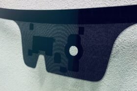 Предно стъкло НОВ HYUNDAI I20 II 2014- КАМ+СЕНЗ-2 на ниска цена