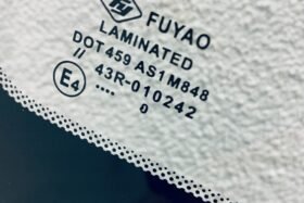 Предно стъкло НОВ HYUNDAI I20 II COUPE 3D 2014--3 на ниска цена