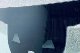 Новото предно стъкло за MERCEDES GLC X253 19-AK+KAM+SEN.-2 на ниска цена