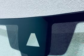 Предно стъкло НОВА AUDI Q3 SPORTBACK AKU+КАМ+СЕН-2 на ниска цена