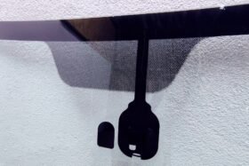 Предно стъкло НОВА HONDA JAZZ III 2008-2015 SENS-2 на ниска цена