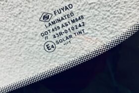 Предно стъкло НОВА KIA SOUL II 2016 - СЕНЗОР-3 на ниска цена